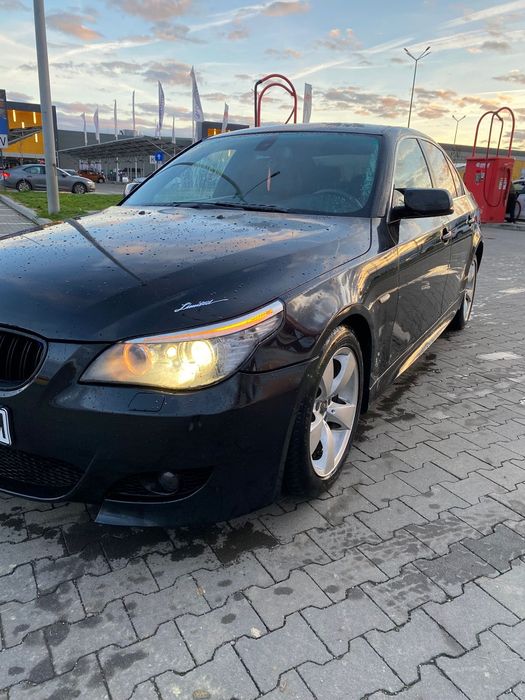 Vând seria5 E60 motor de 3000