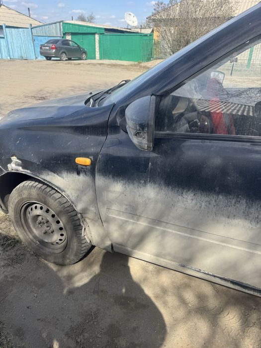 Granta продам машину