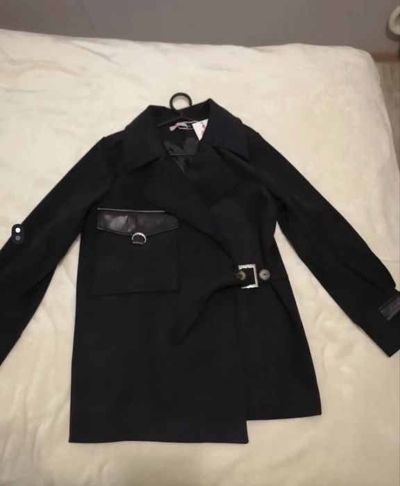 Пальто весна черное