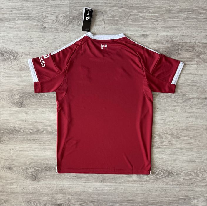 Adidas  / Liverpool , Адидас / Ливърпул