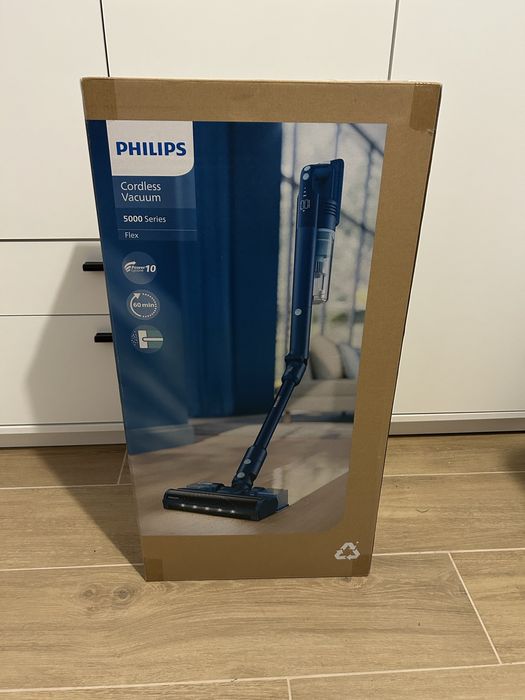 Aspirator vertical Philips seria 5000
