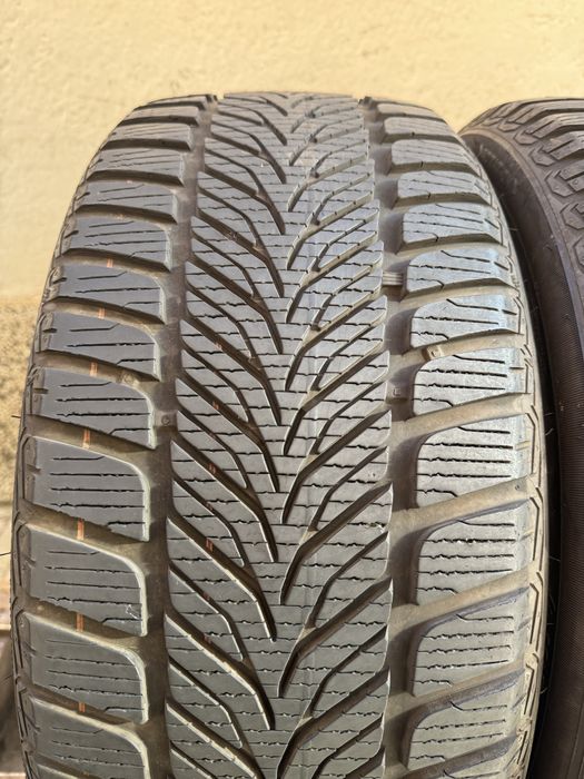 Автомобилни гуми 225 45 17 Diplomat