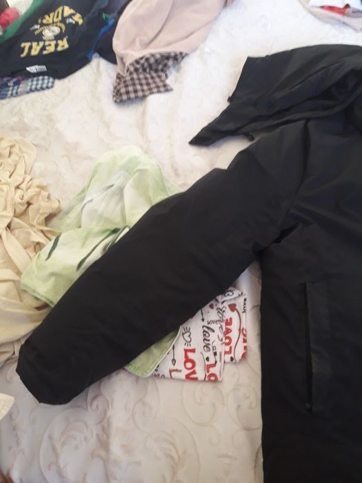 Продается мужская куртка