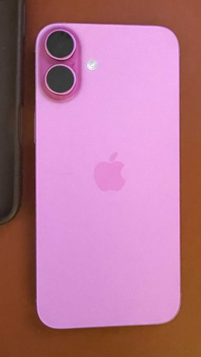 iPhone 16 Plus ca nou, blocat, nu merge sim, baterie 100%, 58 cicluri