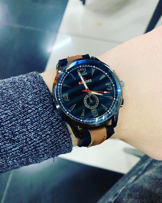 Часы качество люкс новые с первых рук