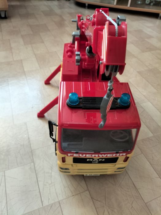 Детские.игрушки.машина.большая