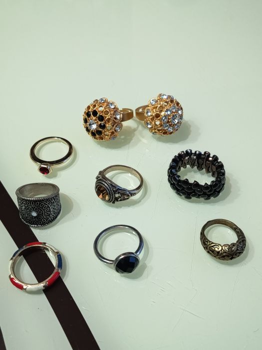 Lot de inele deosebit de dama