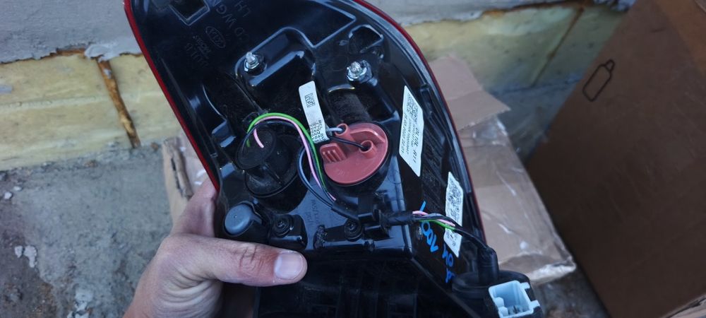 Фонарь задний левый Киа Сид 92401J7100. Kia ceed