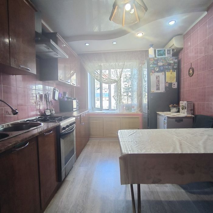 Продам 2х ком квартиру