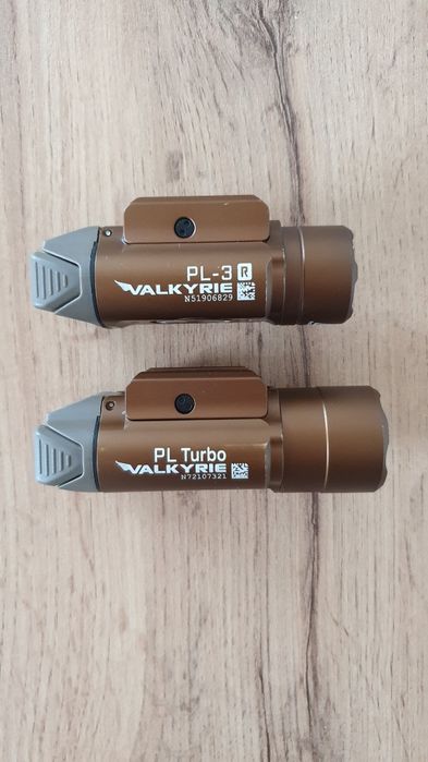 Olight PL Turbo și PL-3R Valkyrie FDE