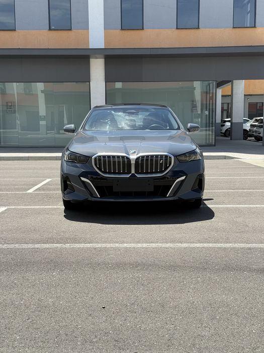 Bmw i5 35L 2024-Yil 11.500 yurgan +dop option 360kamera Harman Kardon