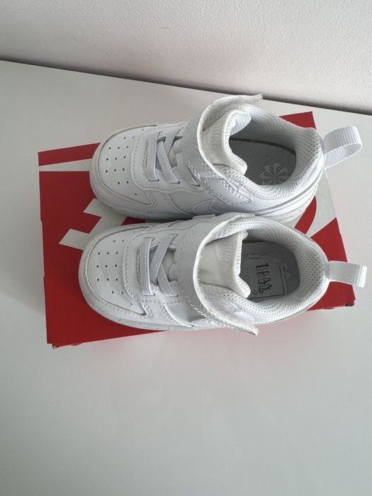 Маратонки Nike размер 22