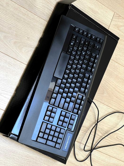 Tastatura SteelSeries APEX 350 RAW Iluminata cu MACRO