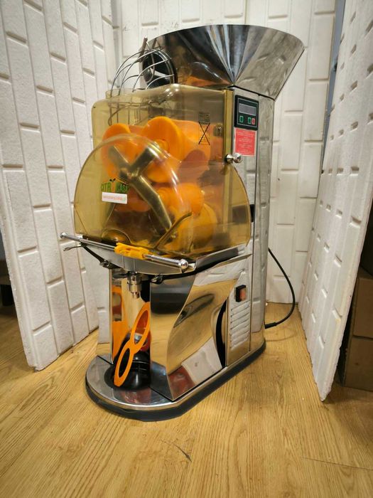 Професионална фреш машина Citrocasa Fantastic F/SB