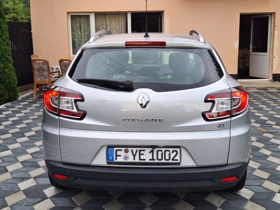 RENAULT Megane 2011 — imagine 3