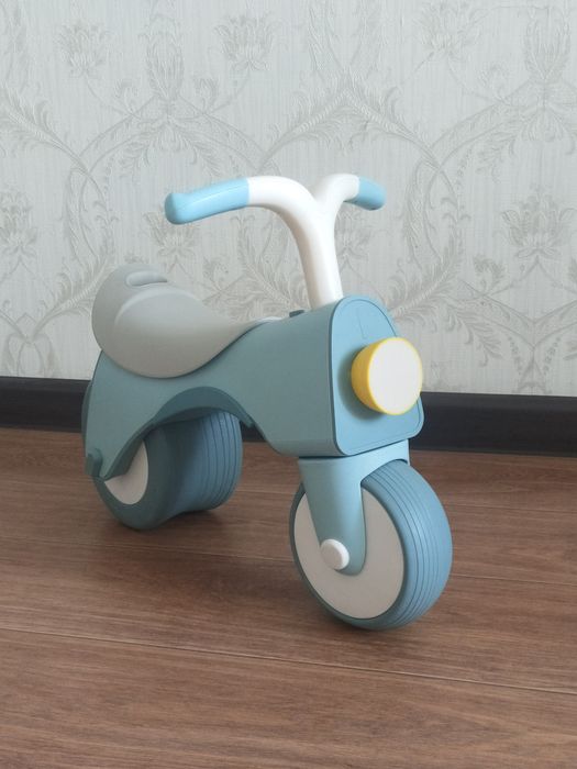 Мотоцикл детский / беговел