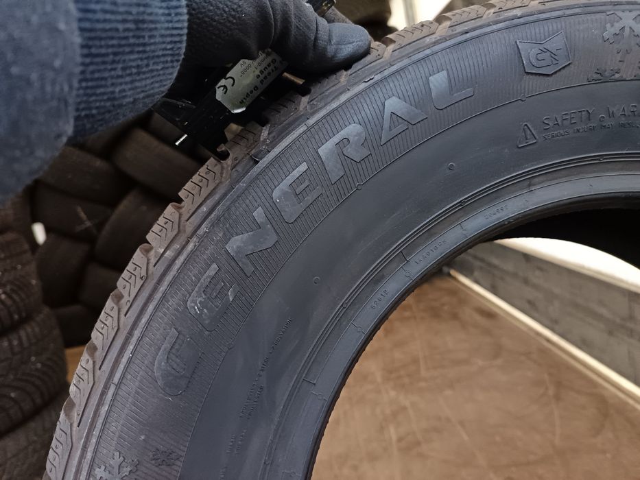 Anvelope MS iarna 205 65 15 general 2014 9mm nefolosite