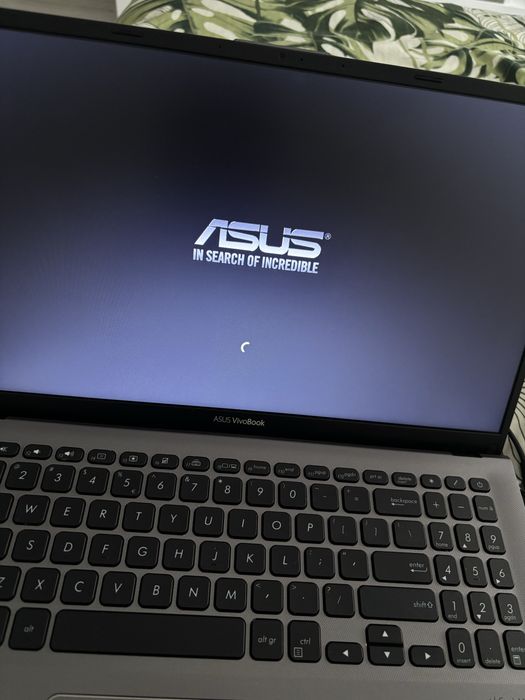 Laptop Asus VivoBook X512DA