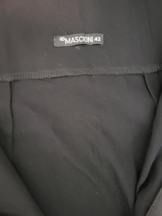 Продам шикарную женскую юбку.