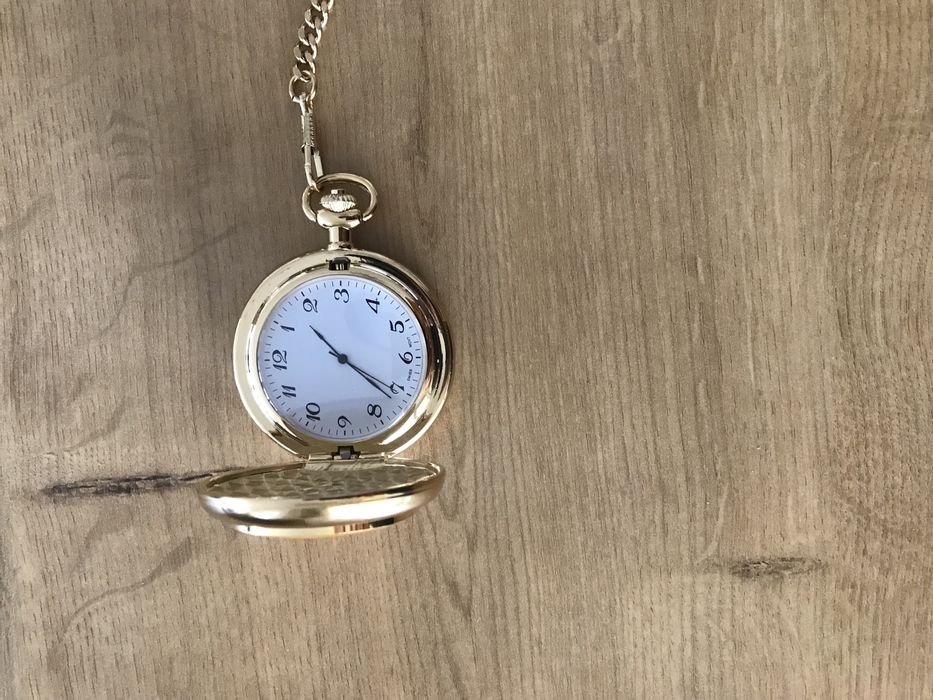 Позлатен джобен чаовник