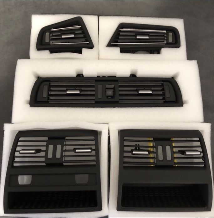 Grila centrala neagra Clima ventilatie crom BMW F10 F11 seria 5