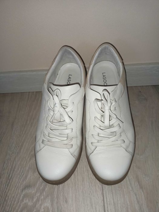 Дамски ежедневни обувки Lasocki