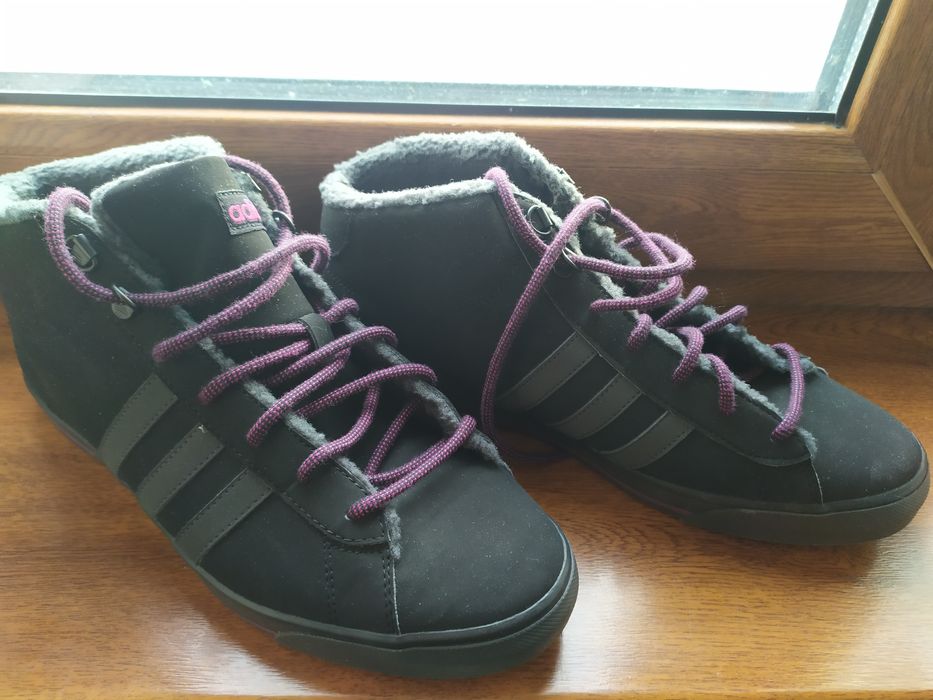 Продам кроссовки демисезонные