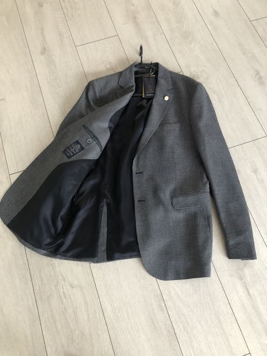 Ново!Сако Теодор/р-р 54