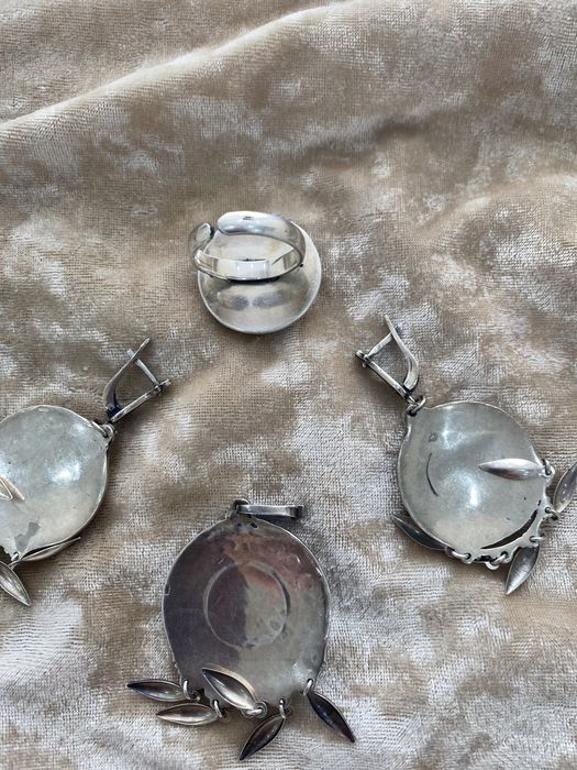 Продается. Набор серебро