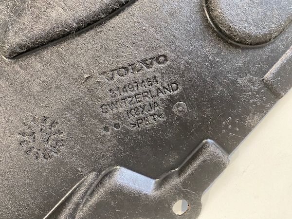 Scut punte spate VOLVO S90 V90 2017-2023 31497464