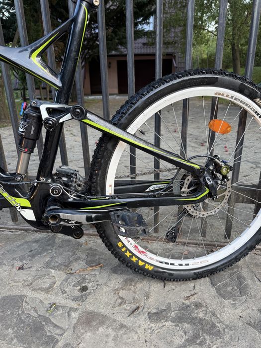 bicicleta lapierre carbon full suspension