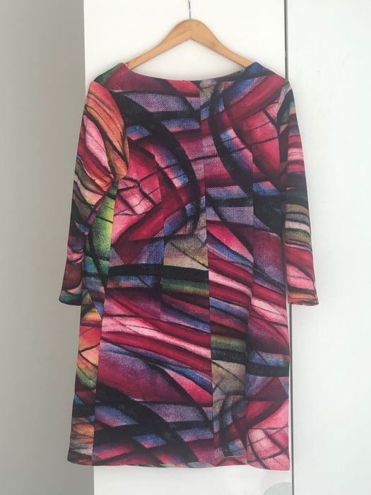 Rochie curcubeu mărimea 44- lungime 83 cm, lungime maneca 48 cm