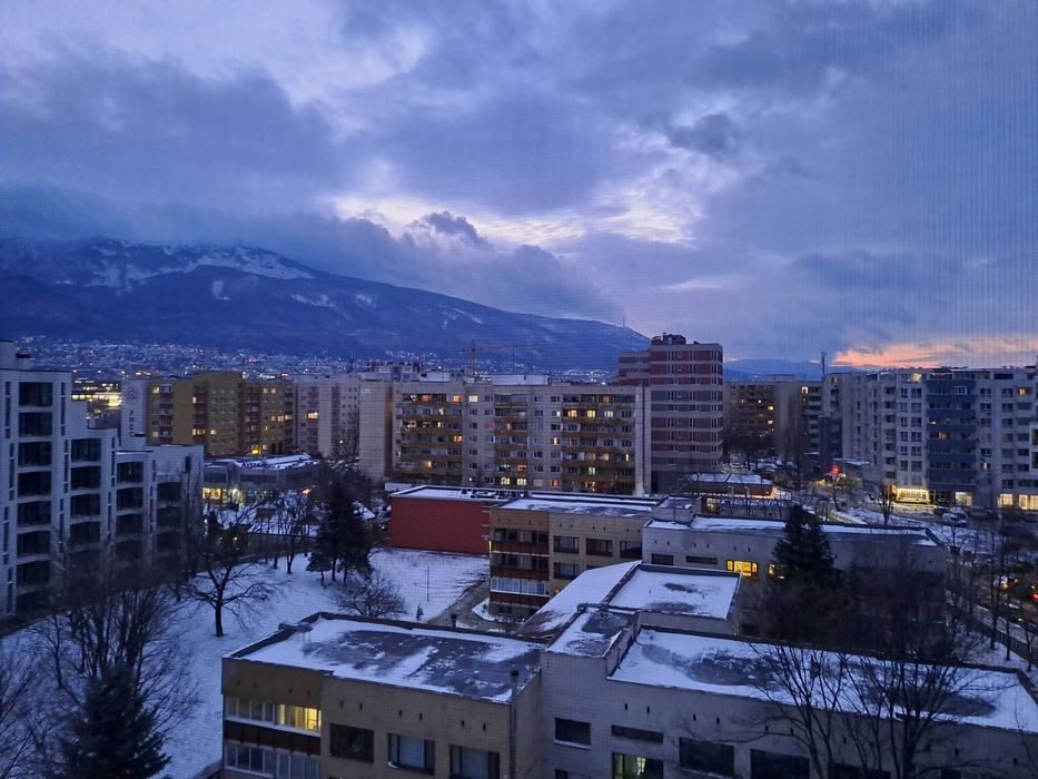 Продава се Едностаен апартамент в София, Изгрев - 40 кв.м за 1503 €/кв.м - Снимка #1