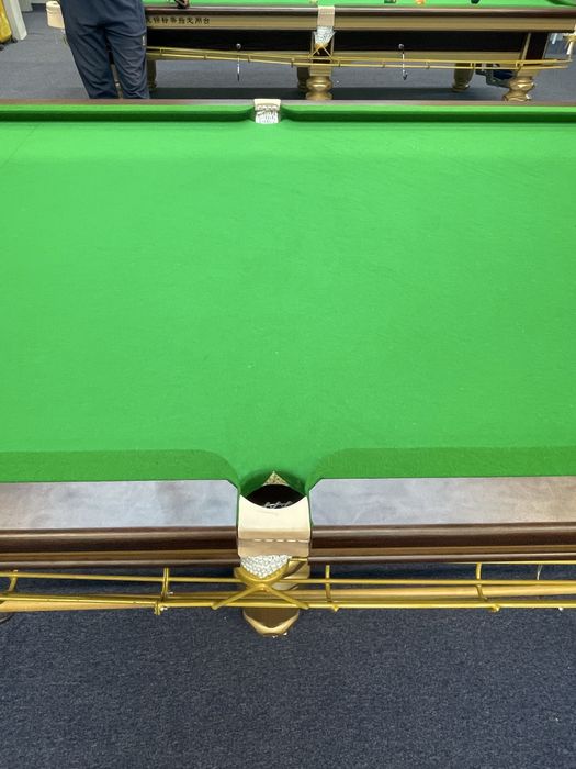 Бильярдные столы