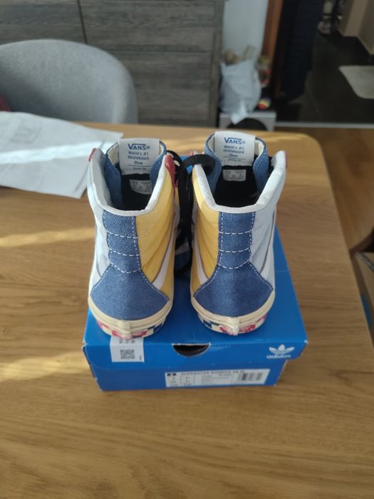 Продавам скейт кецове Vans