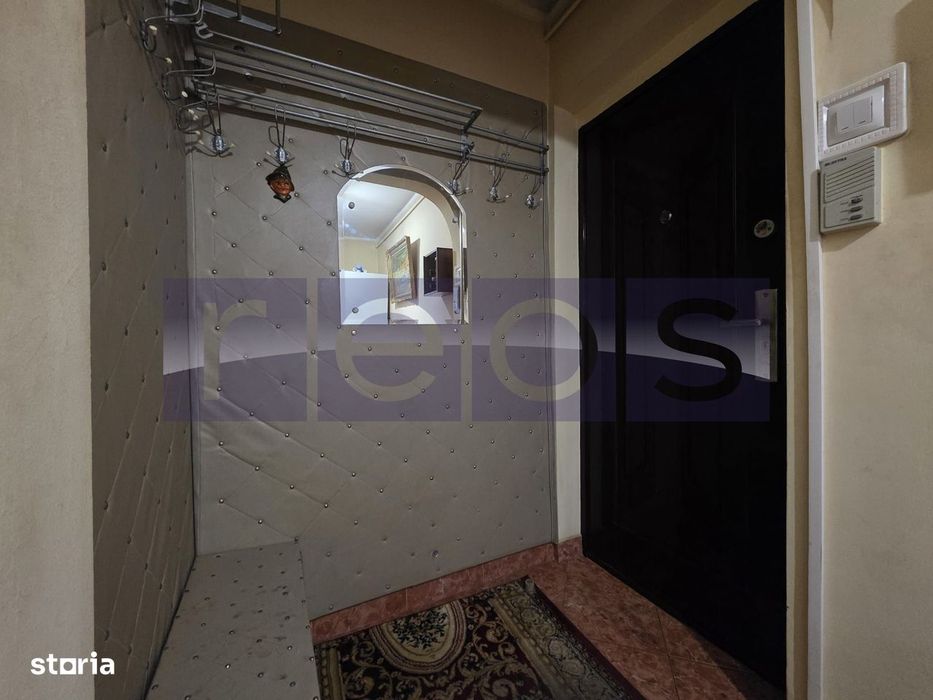 Vanzare 3 Camere -Semidecomandat - Brancoveanu
