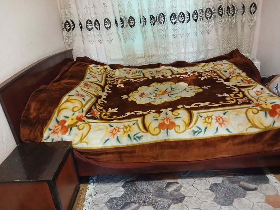 Продаётся спальный гарнитур в хорошим состояние.