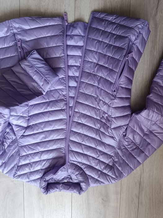 Пролетно лилаво яке