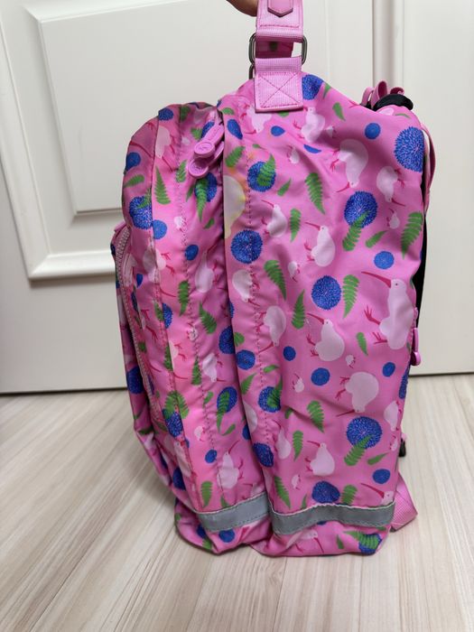 Большой розовый рюкзак