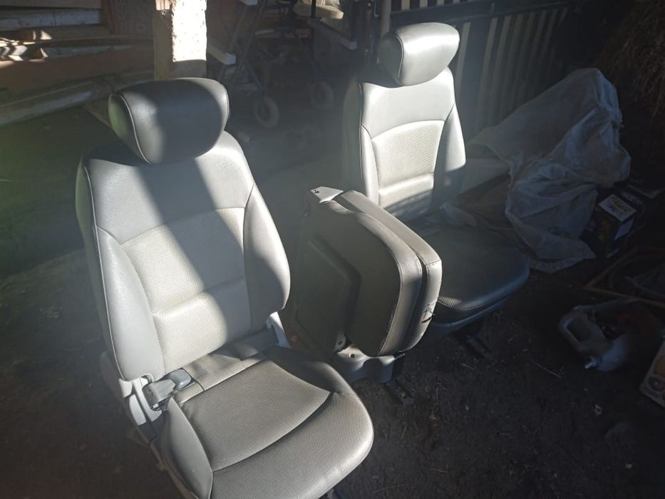 Продам капитанские сидения