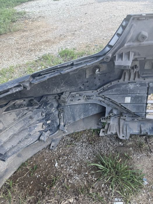 Продам бампер в сборе Kia K5