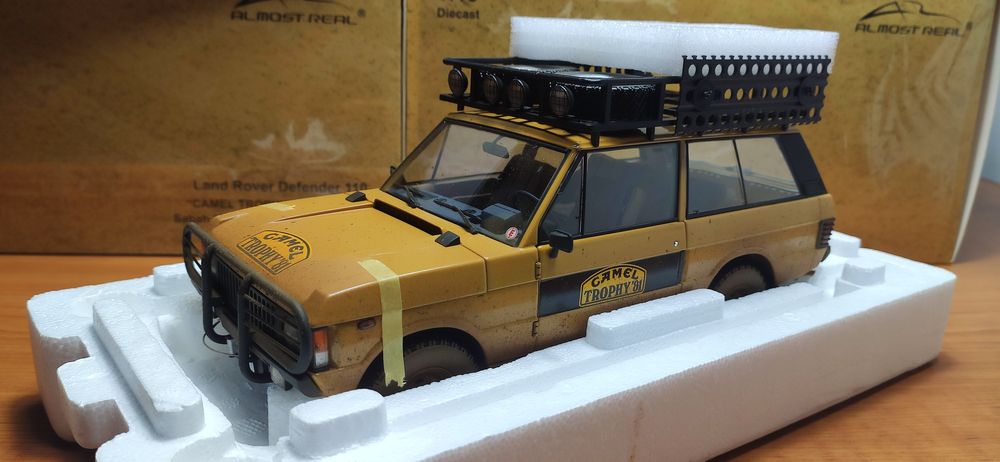 Land Rover Range Rover  Camel Trophy Sumatra 1981 - 1:18 Almost Real