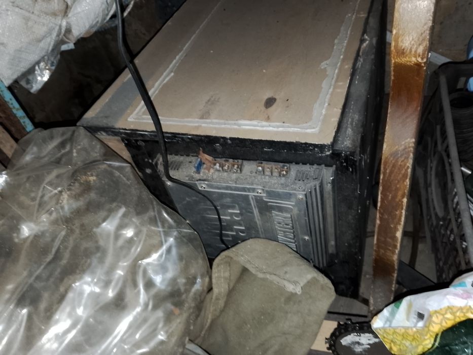 Продам сабвуфер !