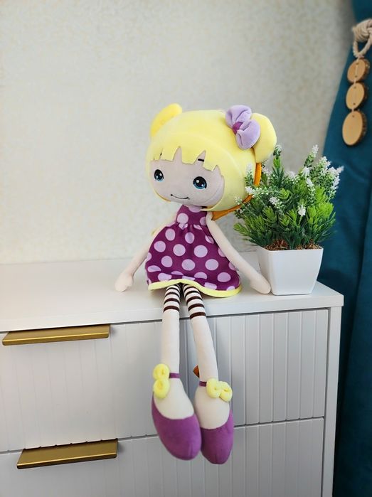 Продам пакет игрушек для девочек мягкие игрушки.