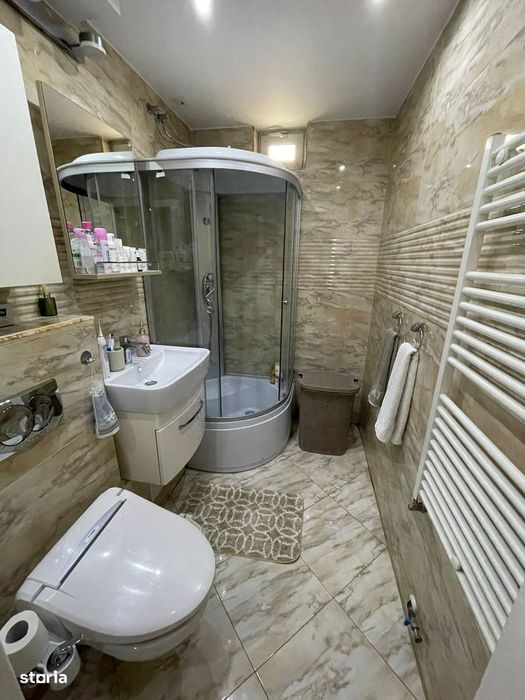 Apartament modern cu 3 camere de vânzare – Piața Gării