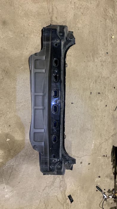 Dodge charger ляв панел/заден калник/ багажник със спойлер и престилка