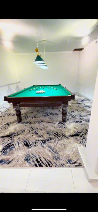 Дача с зимним бассейном, сауной и бильярдом