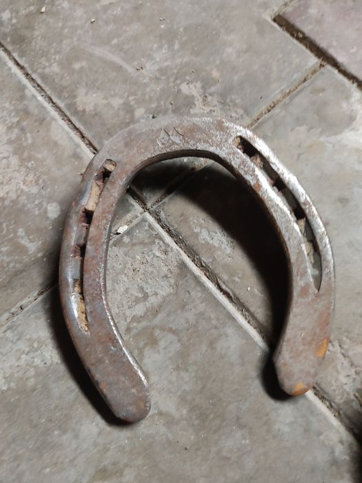 Продаются подковы для лошадей б/у