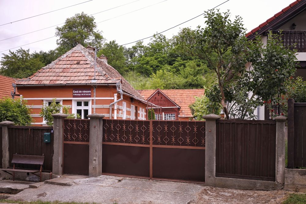Casă de vânzare. Lunca com. Valea Lungă