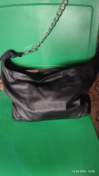 Продам кожаную сумку